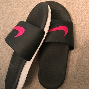 Nike slides